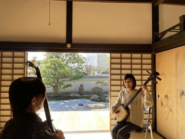 【奈良斑鳩旅遊Waikaru】在達磨寺的傳統和室中體驗彈奏三味線（附翻譯導遊） - 奈良