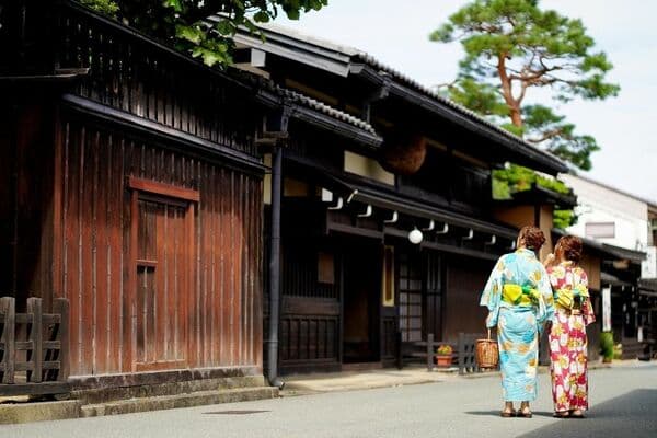 【名古屋出發】飛驒高山世界遺產、白川鄉合掌村一日遊（附城山天守閣展望台入場券） - 岐阜