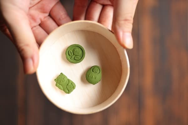 在歷史悠久的京都宇治製作抹茶燃香（附送價值相當於5940日圓的香爐♪）