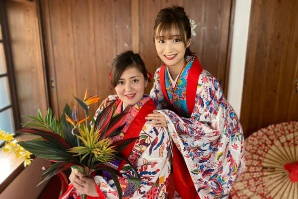穿著日本傳統和服 or 沖繩傳統服飾「琉裝」在影樓拍攝 - 那霸