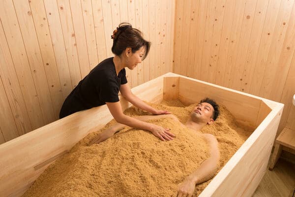 【平日】【Lani Ola 東京店】日本扁柏木糠與米糠酵素浴及臉部護理體驗 - 六本木