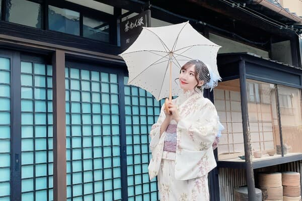 【和服租借清水 茶碗坂店】女士特製和服方案（蕾絲和服套裝）- 京都